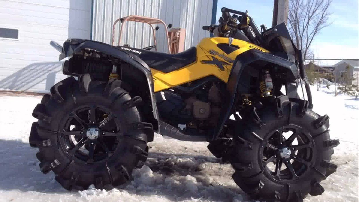 Preţul unui ATV Can-Am Renegade de 1.000 cmc este de 15.000 de euro