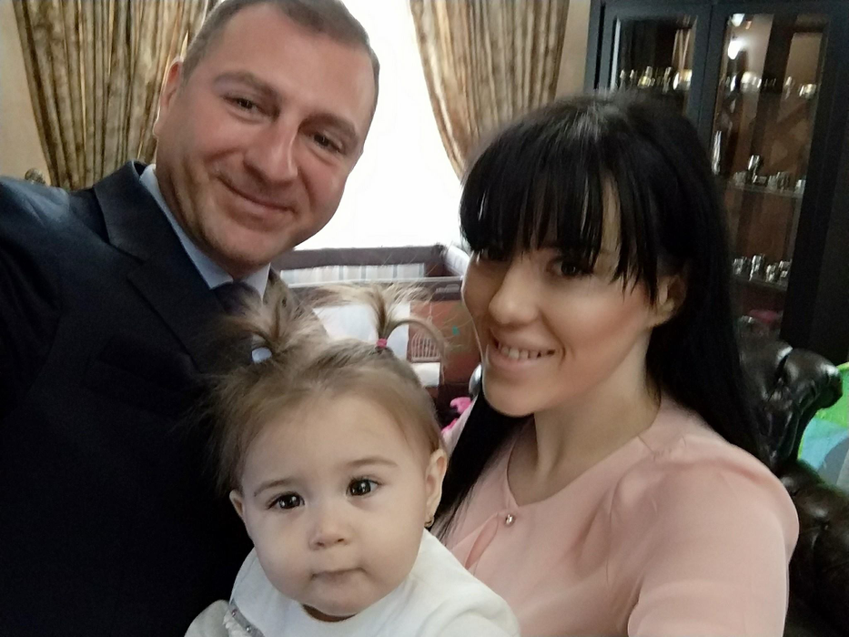Christian Sabbagh a devenit tată pentru a patra oară! “Uitați-vă cum arată la nici opt, nouă ore de la naștere!”