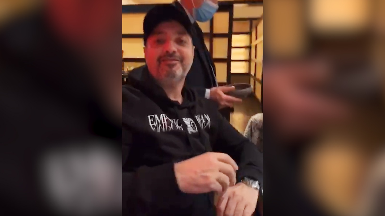 „Regele” Salam a luat cina cu familia și prietenii la cel mai tare restaurant japonez din București