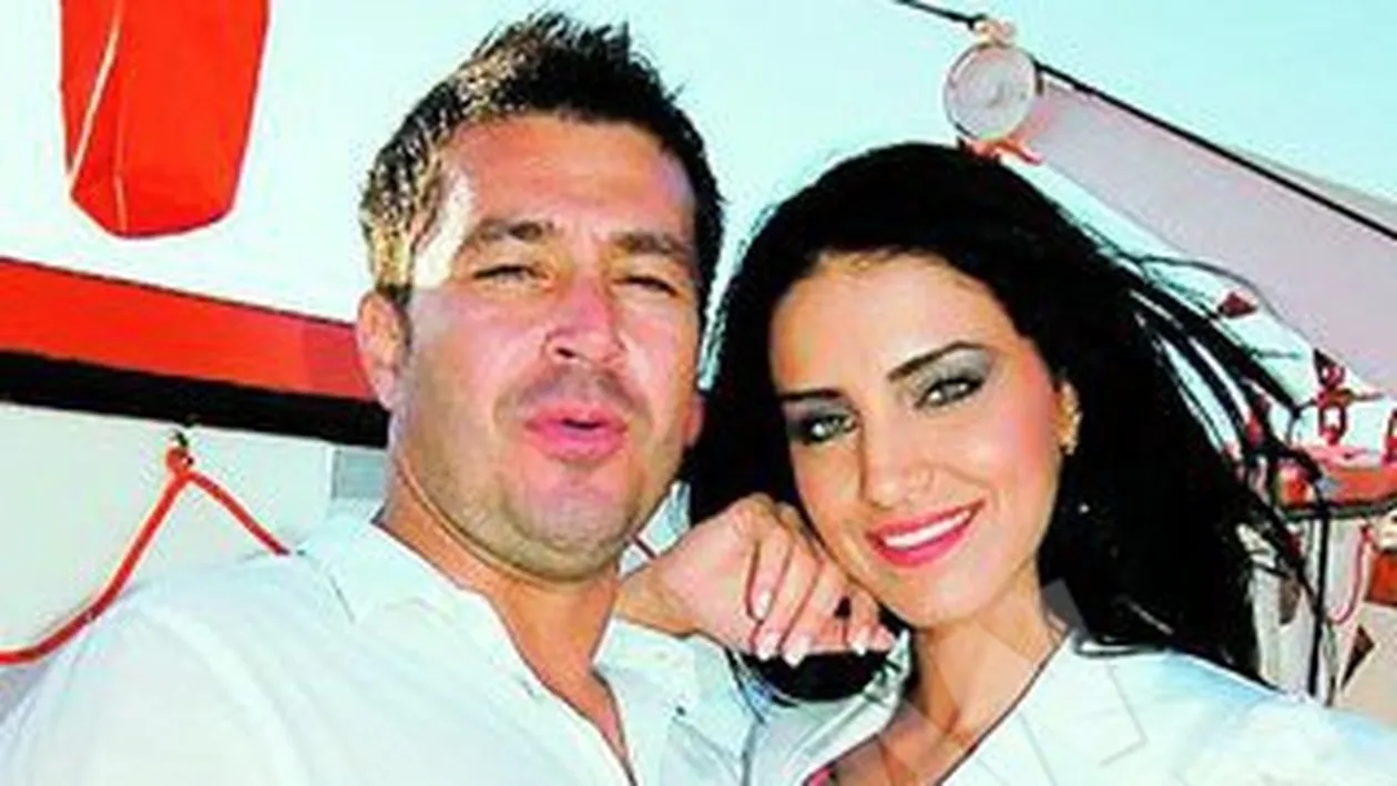 Robert Miu, partenerul ei de pe Vaporul Iubirii, nu i se mai pare la fel de atragator si pe... uscat! Adelina nu-l mai vrea!