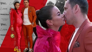 Denisa și Domnul Rimă pregătesc momentul mare, dar ce sex are copilașul oare? Flick: “Am cumpărat lucruri neutre...”