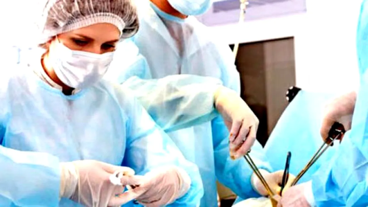Cazul fetei din Sinaia cu tifonul uitat în corp, după operație! Ce fac acum medicii