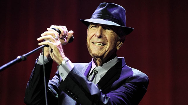 LEONARD COHEN a fost cucerit în tinereţe de o... româncă! Vezi fotografia "fierbinte" cu aceasta