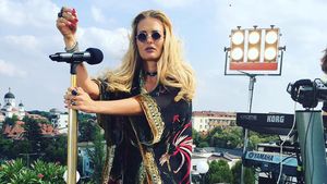 DELIA, apariţie surprinzătoare! Încălţările vedetei au atras atenţia fanilor