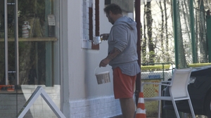 ”Ginerele” lui Meme e un mic talent! Fiul temutului ”Şefu’” o ”arde” artistic prin Herăstrău!
