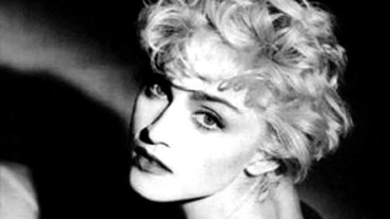 Fost oficial rus: Madonna este o fosta tarfa care vrea sa dea lectii de morala