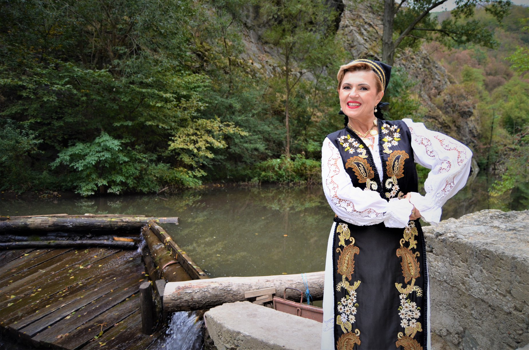 Nicoleta Voica a slăbit 35 kg! Cine este bărbatul care o ajută pe artistă să se menţină în formă
