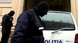 Cea mai mare rețea de trafic de substanțe interzise din România, destructurată de Poliție. Avea 11.000 de membri și funcționa pe Telegram