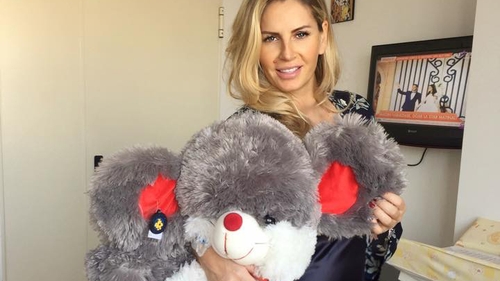 La nici două săptămâni de când a născut, ANDREEA BĂNICĂ a ajuns din nou la spital! Ce a păţit vedeta 