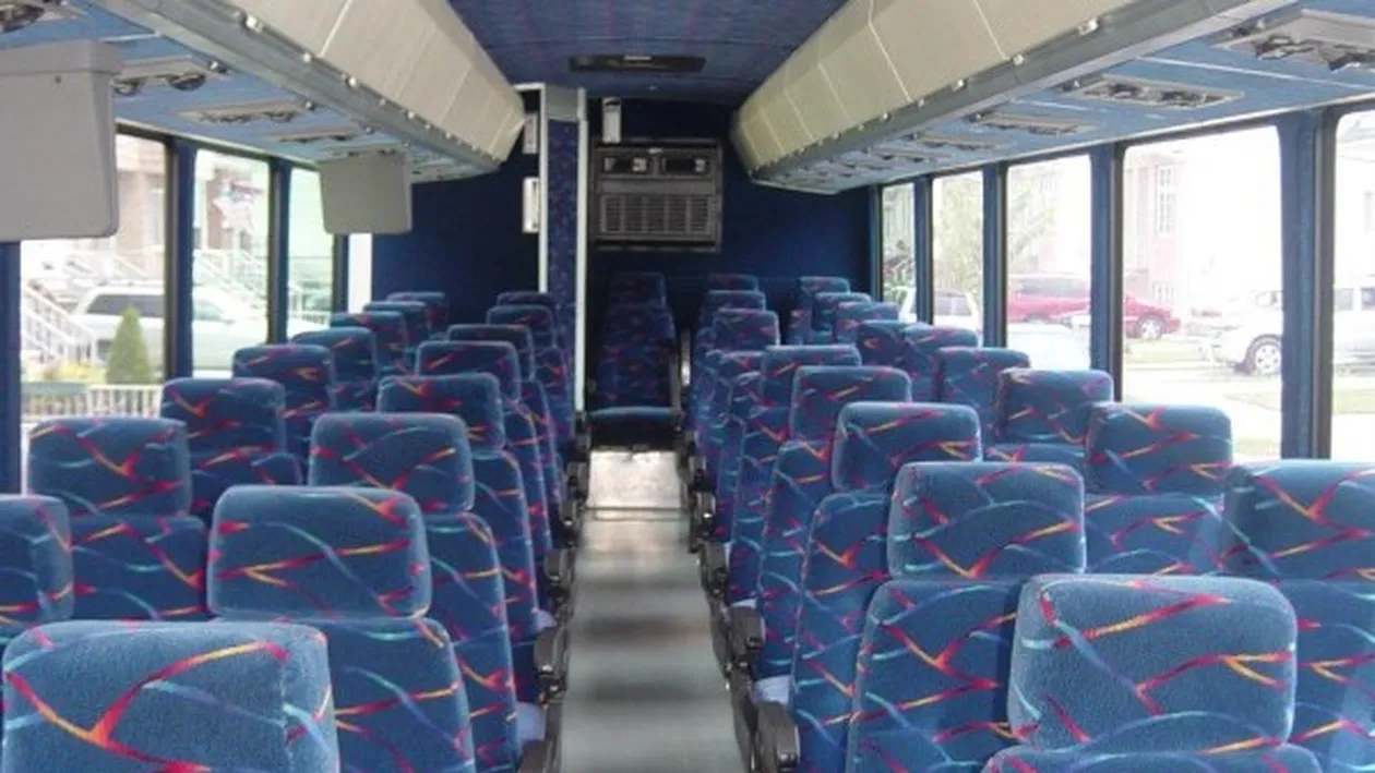 Poliţia indiană i-a inculpat oficial pe cei cinci violatori ai studentei din New Delhi