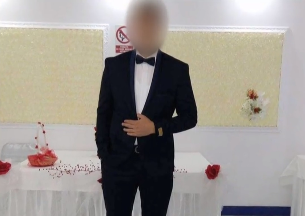 Tatăl lui Adrian Lipan, tânărul care s-a autoincendiat și a murit, audiat de polițiști