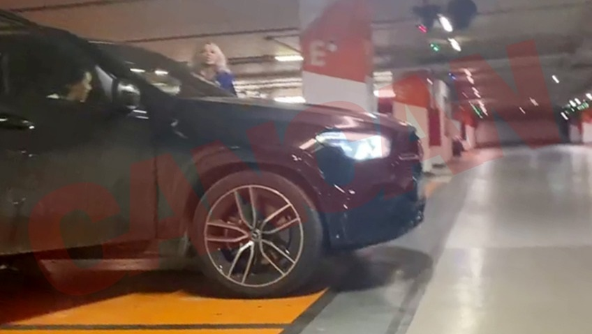 Bianca Drăgușanu ar fi vurt să se întoarcă la Alex Bodi a doua zi după divorț