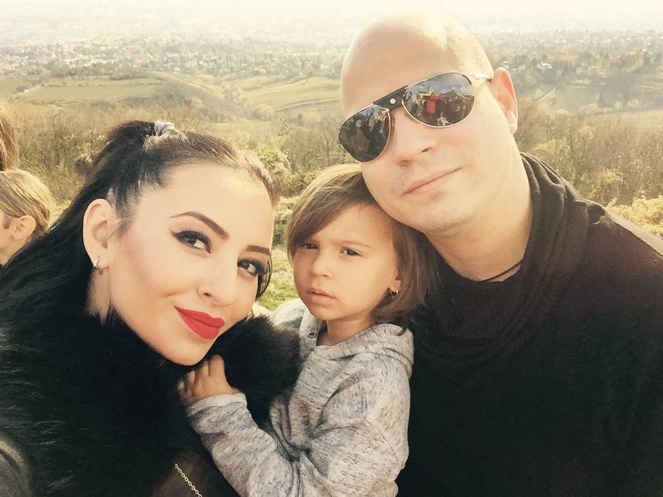 Vedete care au născut prin cezariană şi motivele pentru care au ales asta!