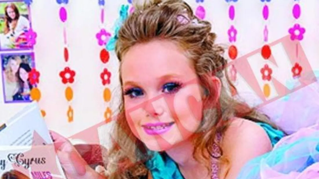 Dependenta de farduri si cosmetice la 9 ani