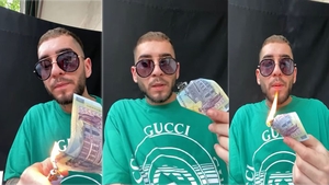 Fulgy a dat foc unei bancnote de 100 de lei în timp ce era la un restaurant: “Uitați ce înseamnă banii pentru mine”. Ce sume oferă cerșetorilor | VIDEO