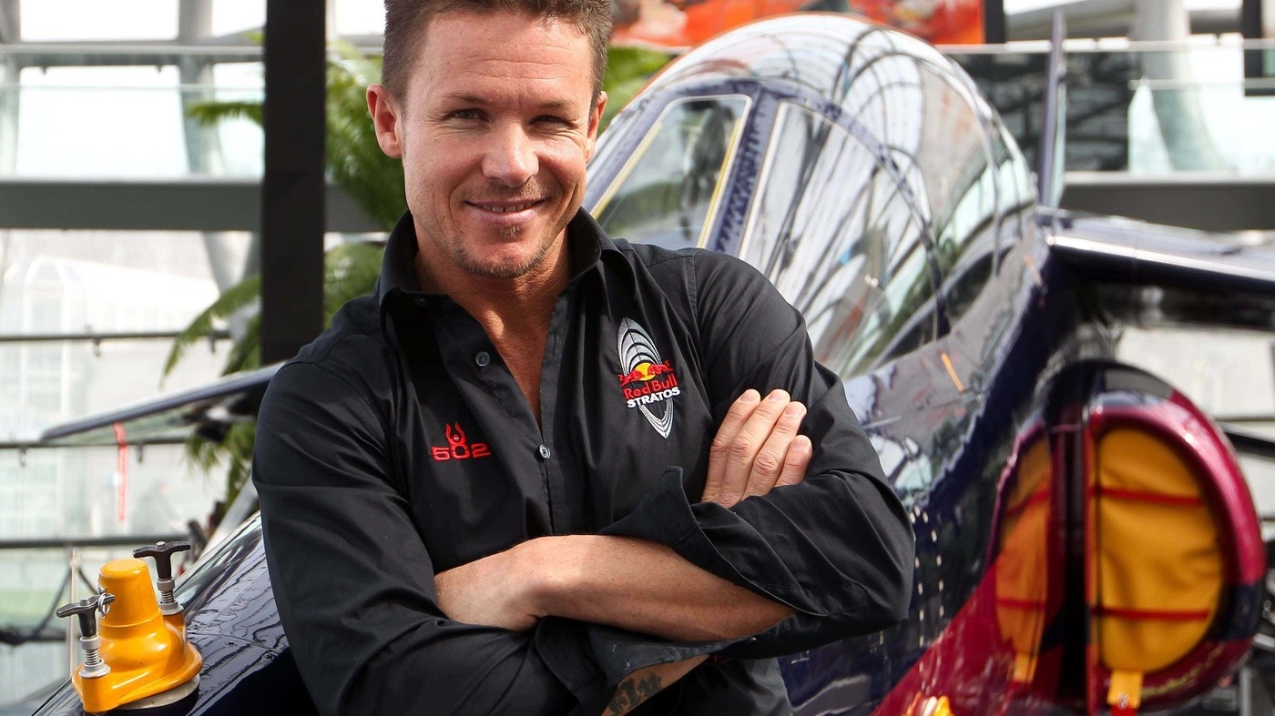 Presa din Italia a publicat prima imagine de la locul morții lui Felix Baumgartner. Medicii nu au mai putut face nimic ca să-i salveze viața