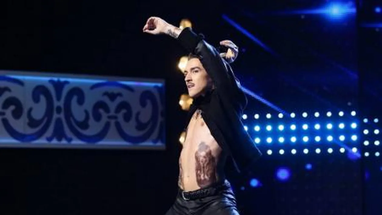 Coregraful Emil Rengle a dansat pe tocuri la „Românii au talent”! Cum au reacționat jurații