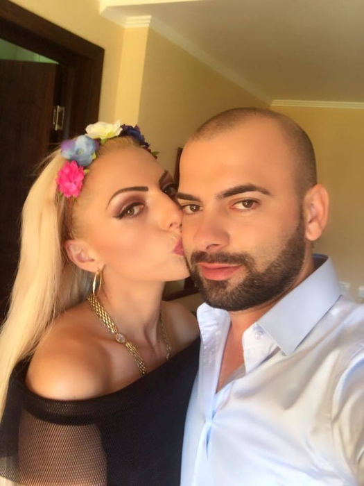 Nicoleta Guţă, mesaj pentru mama ei: „Eşti icoana mea!”