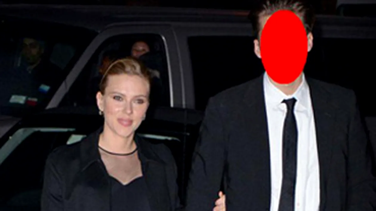 Stiai ca Scarlett Johansson are un frate geaman? Ce crezi, seamana cu sora sa faimoasa?