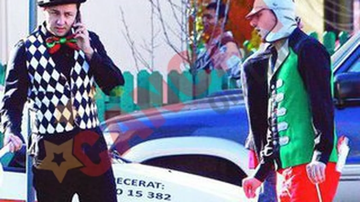 S-a deghizat in clovn