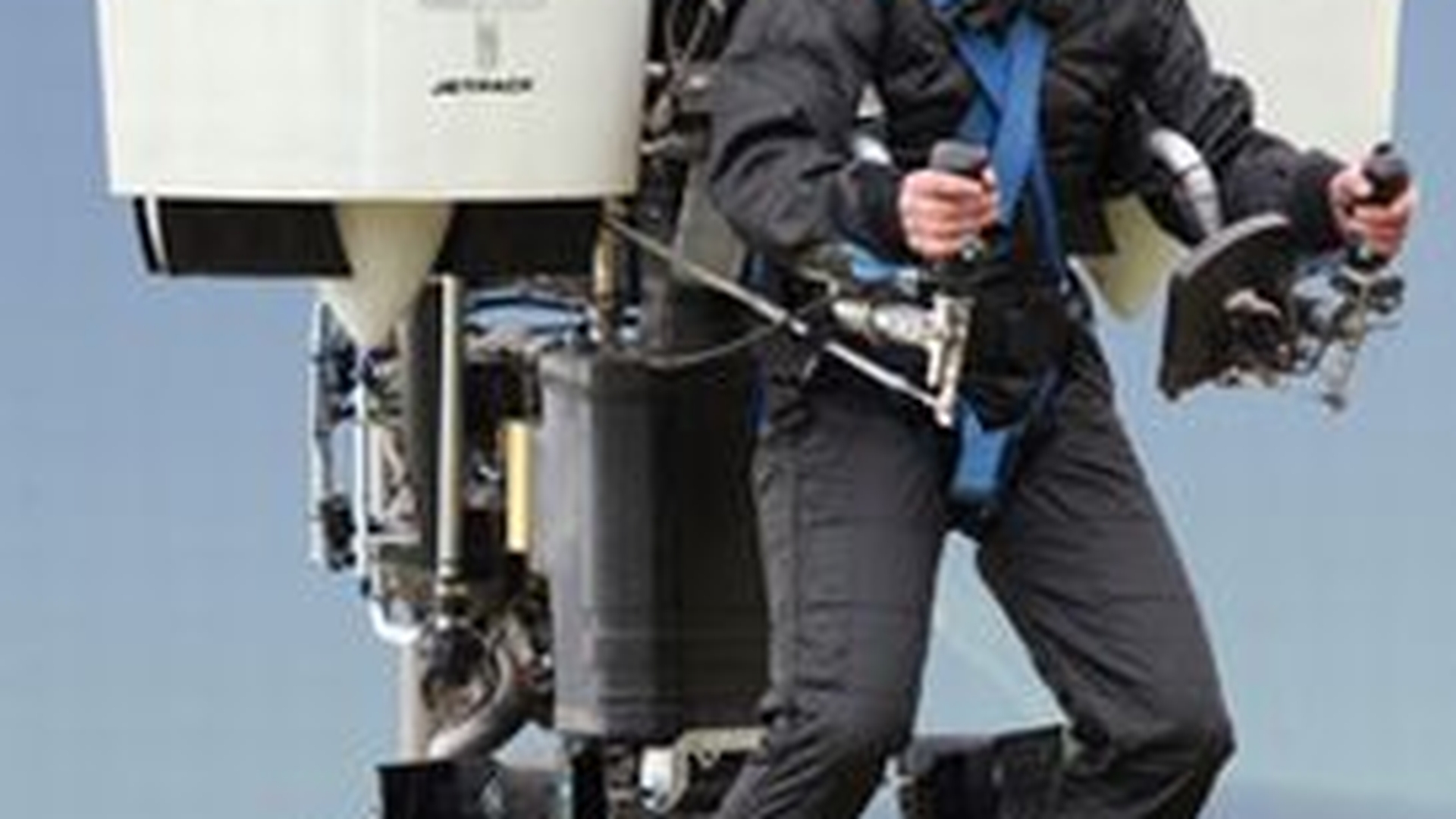 VIDEO Primul jetpack pentru publicul larg a fost lansat. Vezi aici cat costa!