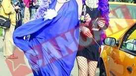 Transsexualii straini isi bombeaza fesele cu silicon in Romania