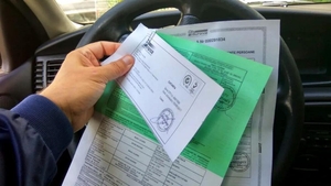 Cât costă o asigurare auto, în funcție de vârsta șoferilor. Categoriile care plătesc mai puțin