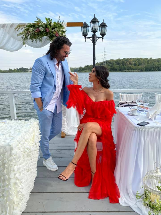 Raluca Pascu, declarații fulminante după ce tatăl ei s-a implicat în divorțul de Pepe: “Nu există decât doi vinovaţi în această chestiune” + cum l-a “taxat” pe artist în public