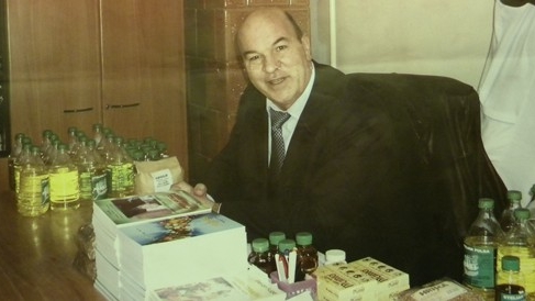 Vraciul Stelian Fulga te vindeca in Saptamana Mare si de boli inexistente! Vezi ce vila cu piscina si-a tras cu banii castigati!