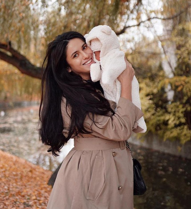 Ioana Grama, în depresie postnatală severă. Vloggeriţa a ajuns de urgență la psiholog