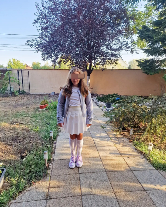 Oana Roman l-a făcut de râs pe Marius Elisei! Gestul bărbatului în prima zi de școală a fiicei lor. „A durut-o”
