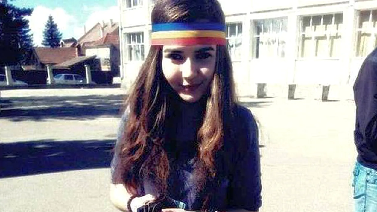 Sabina Elena, fata cu bentita tricolora, este disperata din cauza amenintarilor