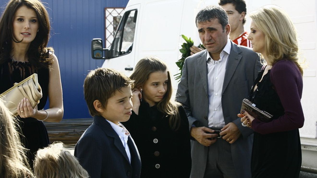 Gica Hagi si-a recompensat din plin nepotul pentru ca si-a luat nevasta machedoanca. Vezi ce cadou substantial i-a facut