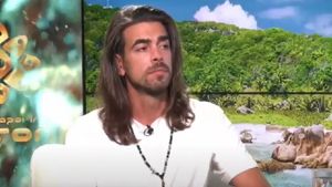 De ce nu e bine să avem oglinzi în dormitor? Emilio Ghaman, maestru Feng Shui, dezvăluie cum putem atrage banii în viața noastră