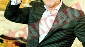 Becali lasa Steaua pe mainile lui "Vama" si Bergodi