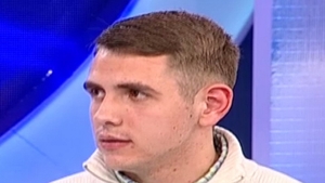 A fost adoptat de o familie de americani si dupa 20 de ani s-a intors in Romania pentru a-si cunoaste fratele! Drama lui Ryan