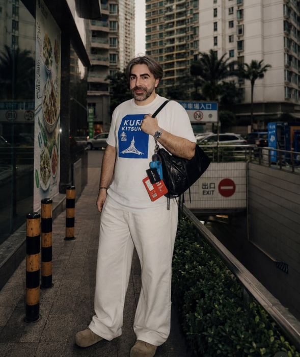 Maurice Munteanu a părăsit ELLE România, după mai bine de două decenii. sursă - social media