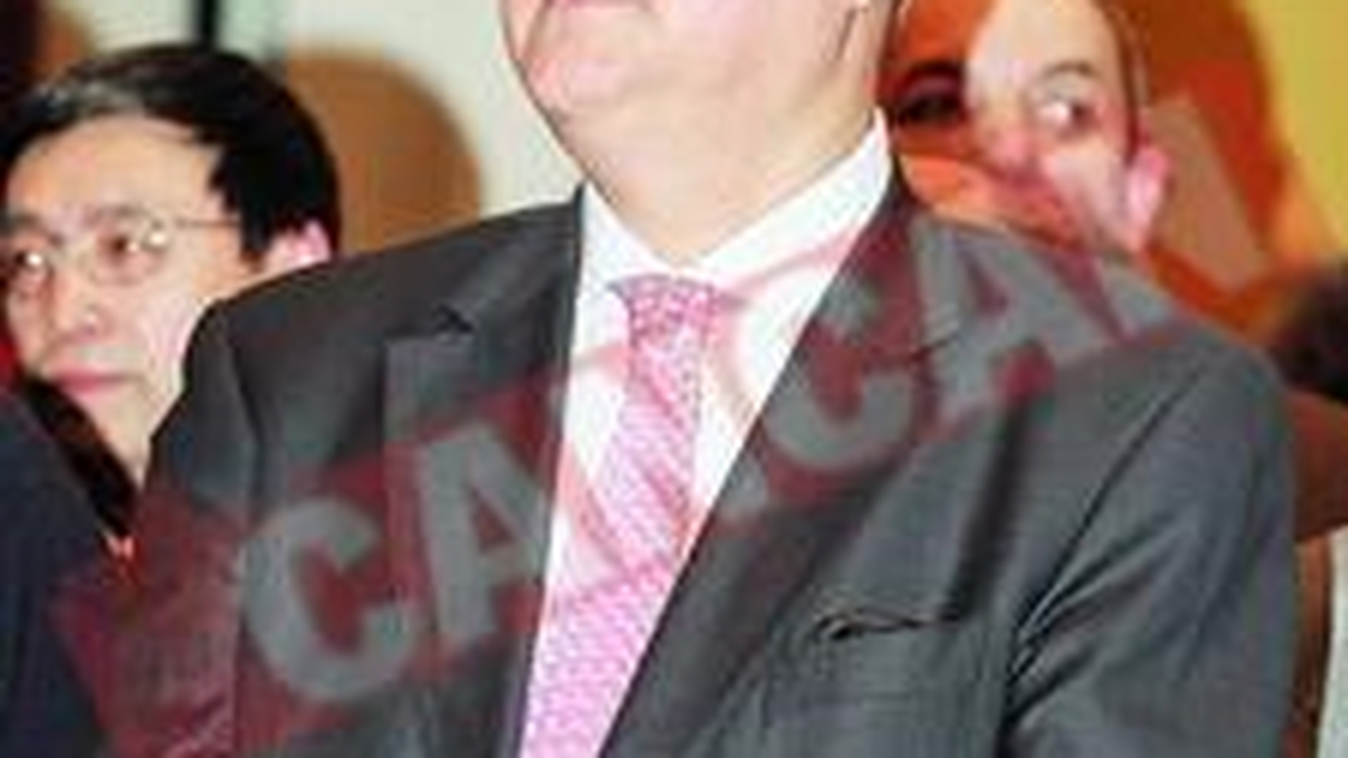 Nastase, avertisment discret via DNA