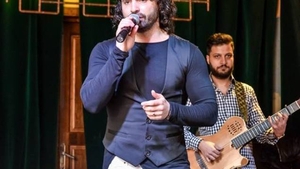 De ce nu poartă Pepe verigheta când cântă în străinătate? În ţară, însă, bijuteria e nelipsită de pe inelar