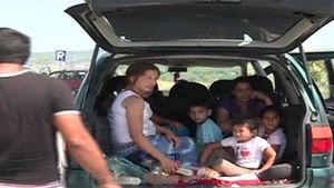 Poliţiştii de la Rutieră au avut un ŞOC atunci când au văzut ce se află în portbagajul acestei maşini!