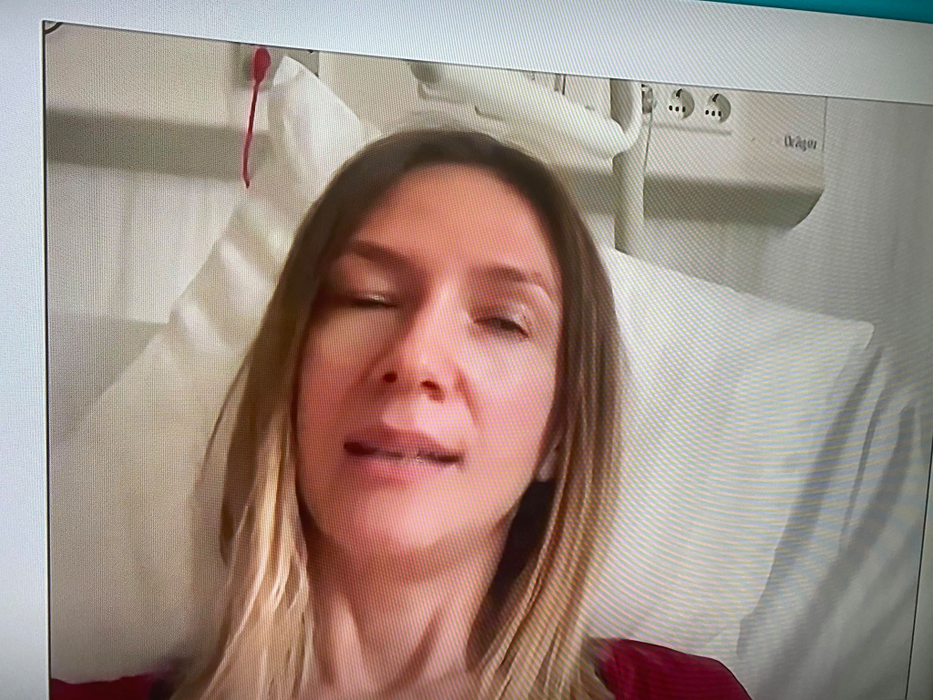 Adela Popescu a ajuns de urgenţă la spital! Prezentatoarea Pro TV a prezentat rezultatul testului de coronavirus