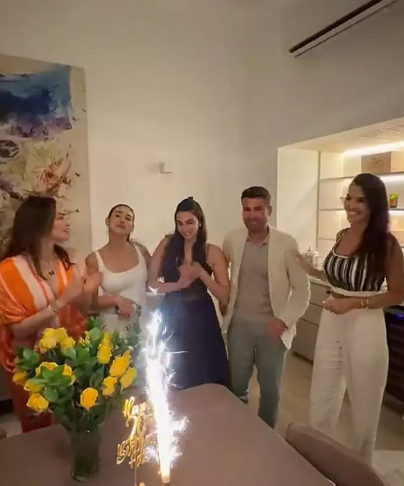 Moment emoționant în familia lui Adrian Mutu! Fiica cea mare a fotbalistului a absolvit facultatea și a atras toate privirile