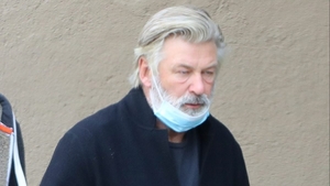 ”Ce i se întâmplă lui Alec Baldwin ar putea fi un exemplu de justiție poetică!” Fiica actorului Alec Baldwin a răbufnit. Acuzați grave la adresa actorului care a ucis o femeie pe platourile de filmare