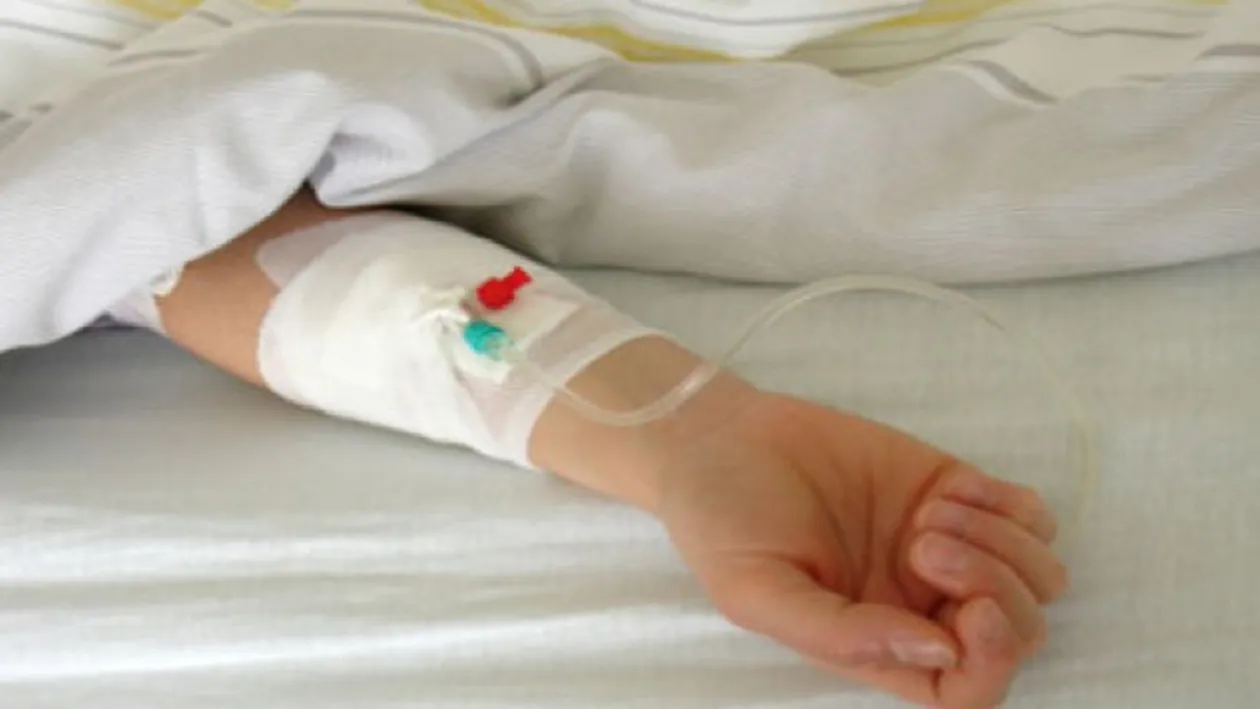 Un ieșean și-a bătut măr prietenul pentru că nu l-a chemat la grătar! A ajuns după gratii pentru 8 ani