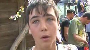 Cristian Becheanu, eroul din Segarcea, a ajuns din nou la sapă de lemn