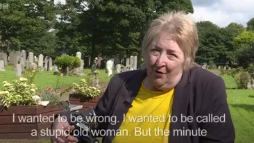 A mers 40 de ani la mormantul fiului sau, iar intr-o zi a decis sa-i dezgroape trupul! A ramas inmarmurita: ce era in sicriu