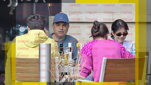 VIDEO EXCLUSIV! Și-a scos nevasta la terasă ca să “celebreze” 15 ani de la amantlâc!