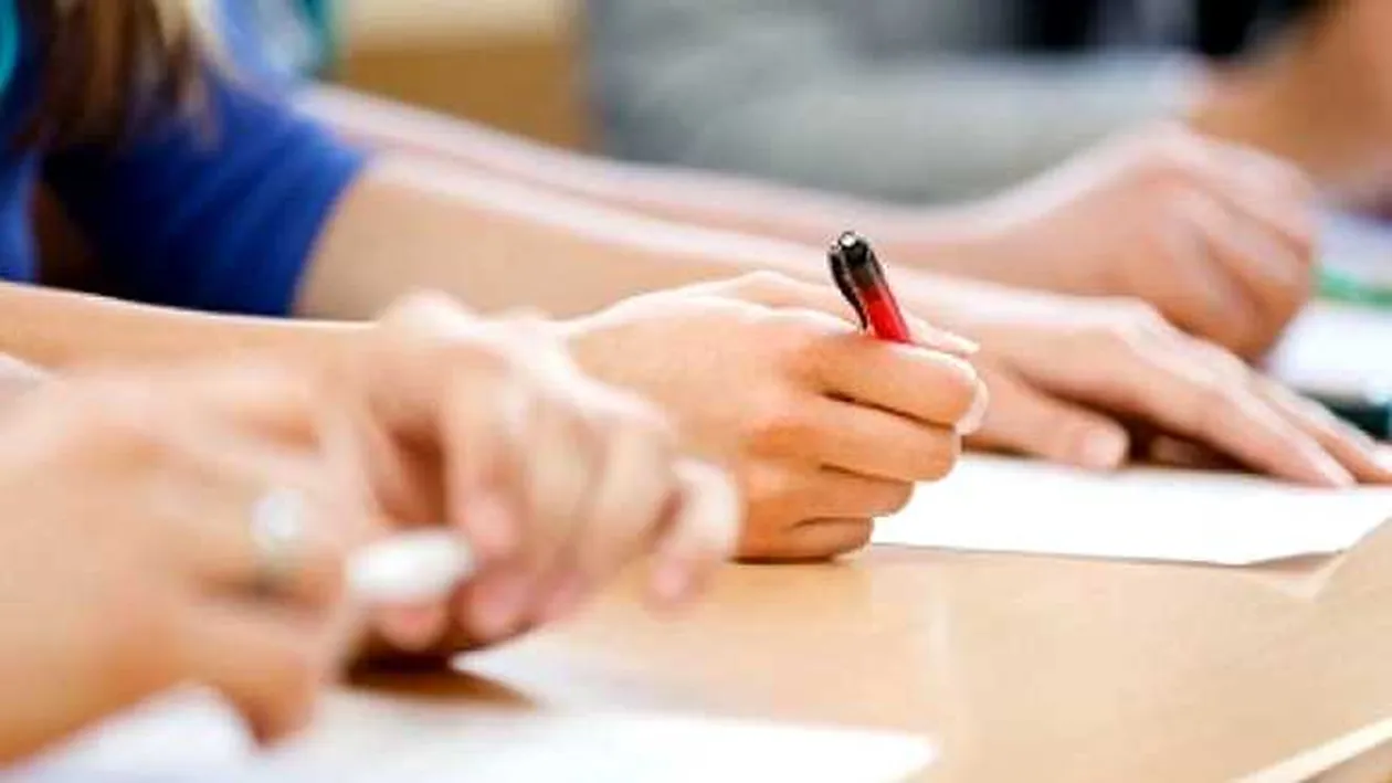 Elevii încep simularea pentru Evaluarea Națională 2019 cu proba la Limba și literatura română