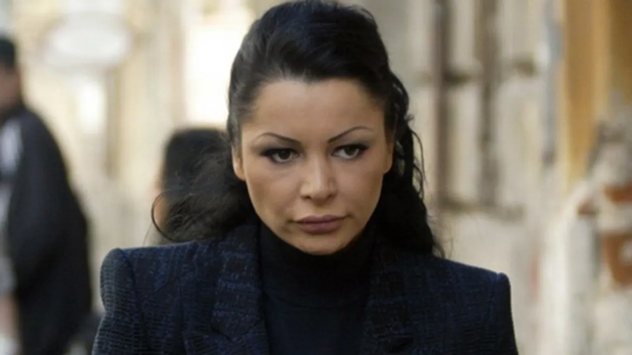 Primele fotografii cu Brigitte Sfăt în cea mai fericită zi din viaţa ei! Ce coafură a ales soţia lui Ilie Năstase pentru nuntă