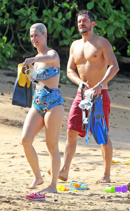 Cântăreaţa Katy Perry şi actorul Orlando Bloom s-au logodit de Valentine’s Day